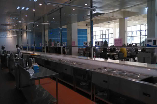 廚房設(shè)備產(chǎn)業(yè)粗暴的增長,以致于現(xiàn)在行業(yè)內(nèi)競爭越來越大